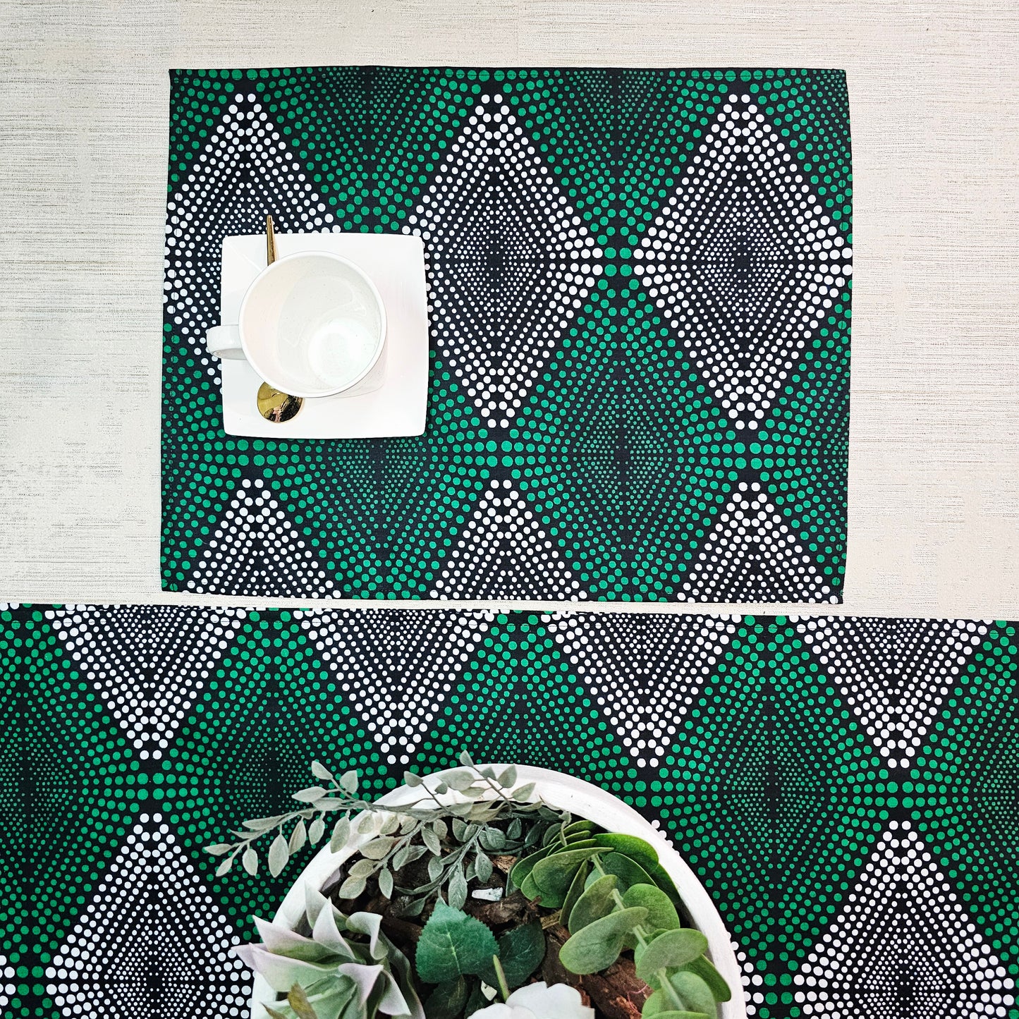 Table Runner and Set of 4 Placemats | 100% Cotton African Print Fabric (Copy)